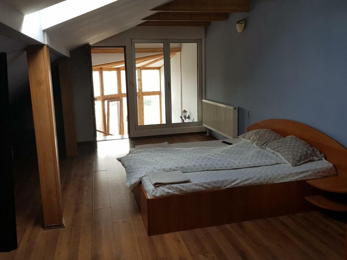 Penthouse Apartament 2 Floors, 2 Bedroom , 2 Bath, 120 Sqm , Inside Yard Parking Cluj-Napoca Exteriör bild