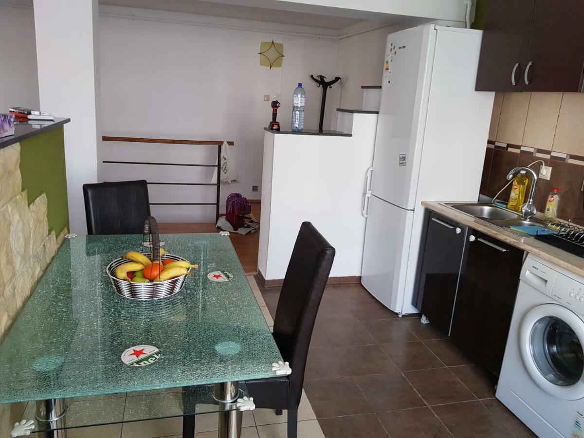 Penthouse Apartament 2 Floors, 2 Bedroom , 2 Bath, 120 Sqm , Inside Yard Parking Cluj-Napoca Exteriör bild